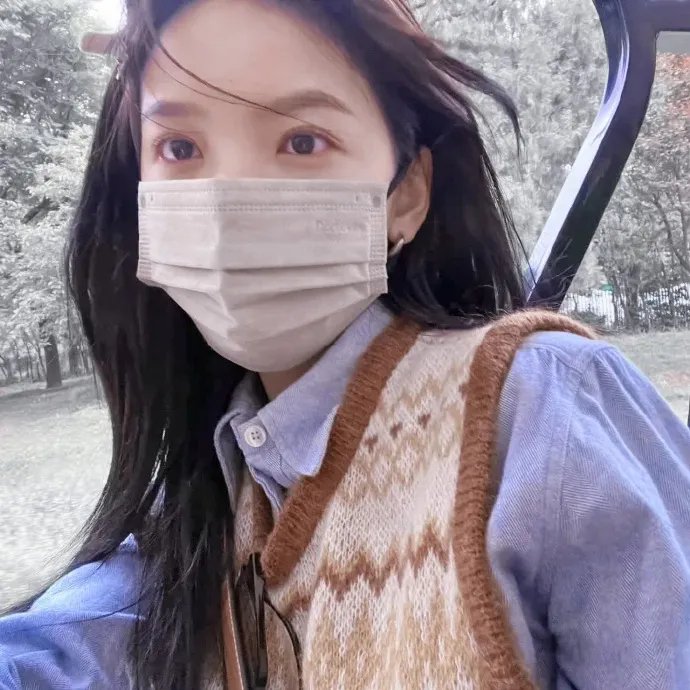 成长恋爱吻高清封面